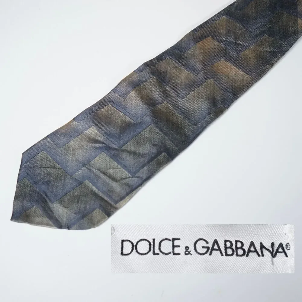 Dolce and Gabbana Tie Beat See Photos